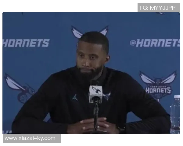 黄蜂主帅赞克尼佩尔竞争意识强调场上沟通能力需提升