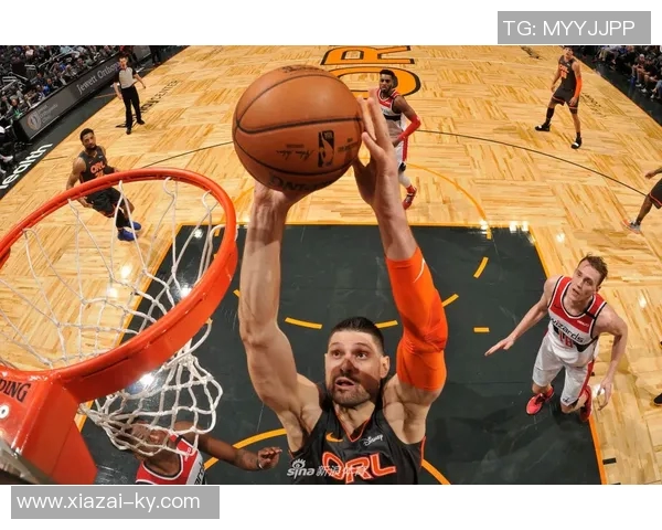 乌度卡称赞阿门表现出色助攻篮板双双亮眼并成功限制布克